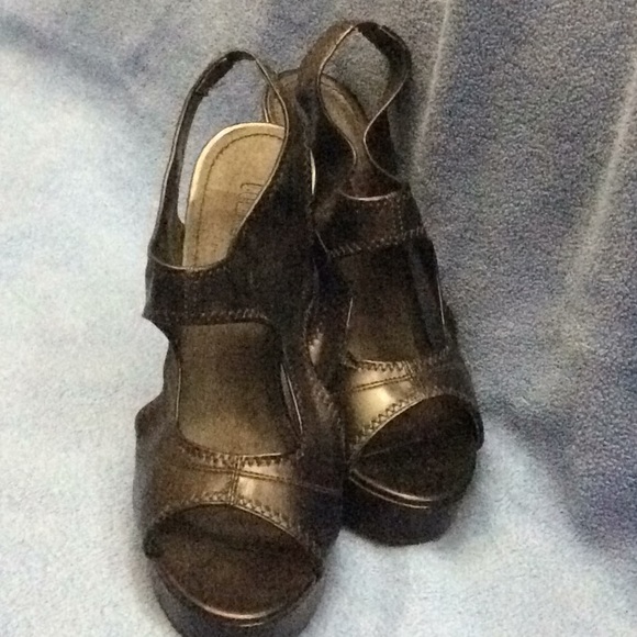 Black Colin Stuart Heels - Picture 2 of 4